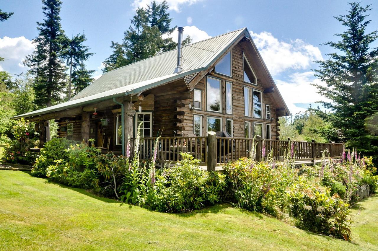 Log Home On Lopez-Spencer Spit Port Stanley Εξωτερικό φωτογραφία